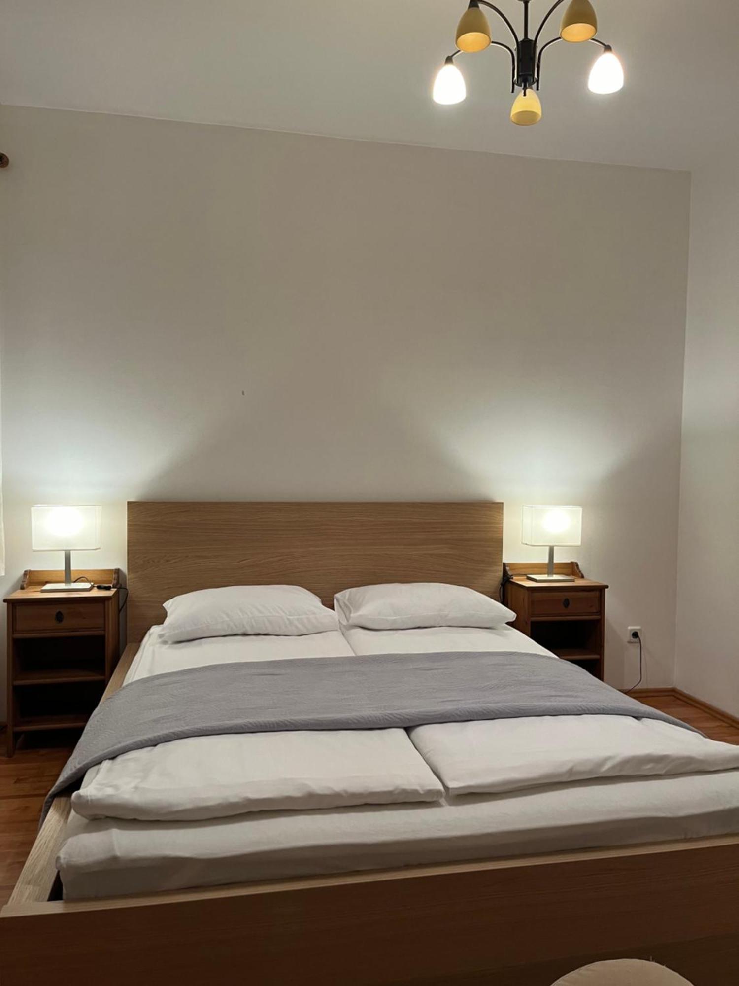 City Center Apartments With Optional Garage บูดาเปสต์ ภายนอก รูปภาพ